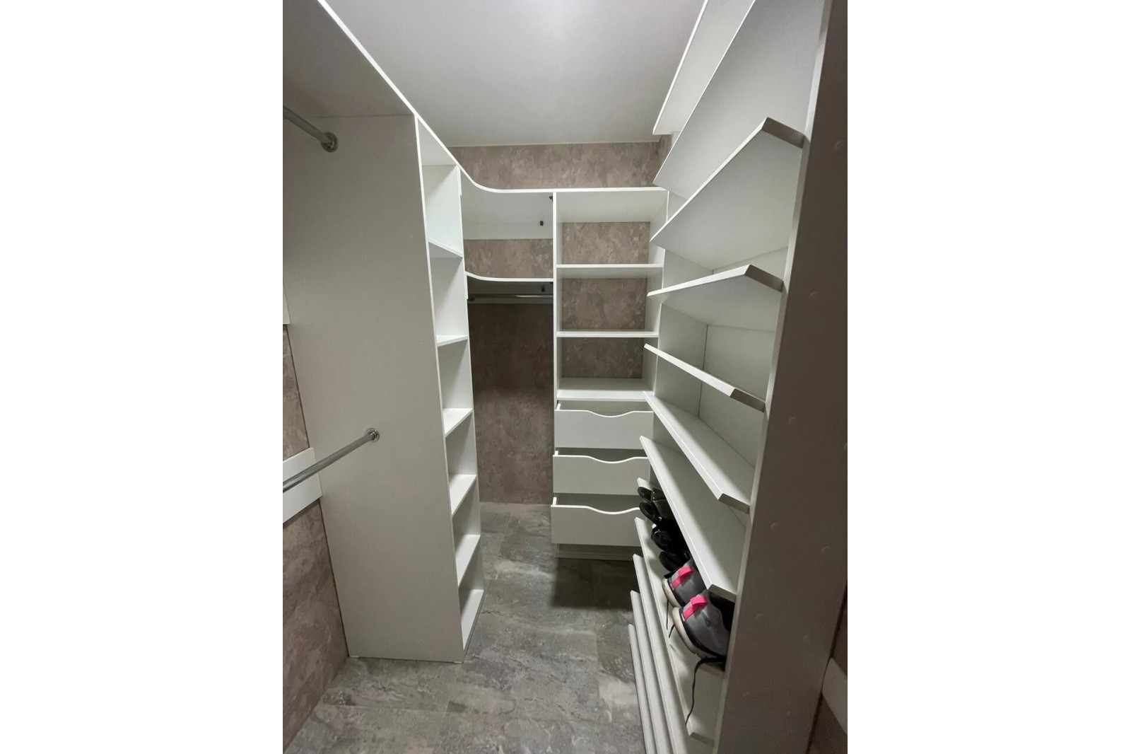 Гардеробная (белая)