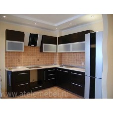 Кухня глянцевая черная