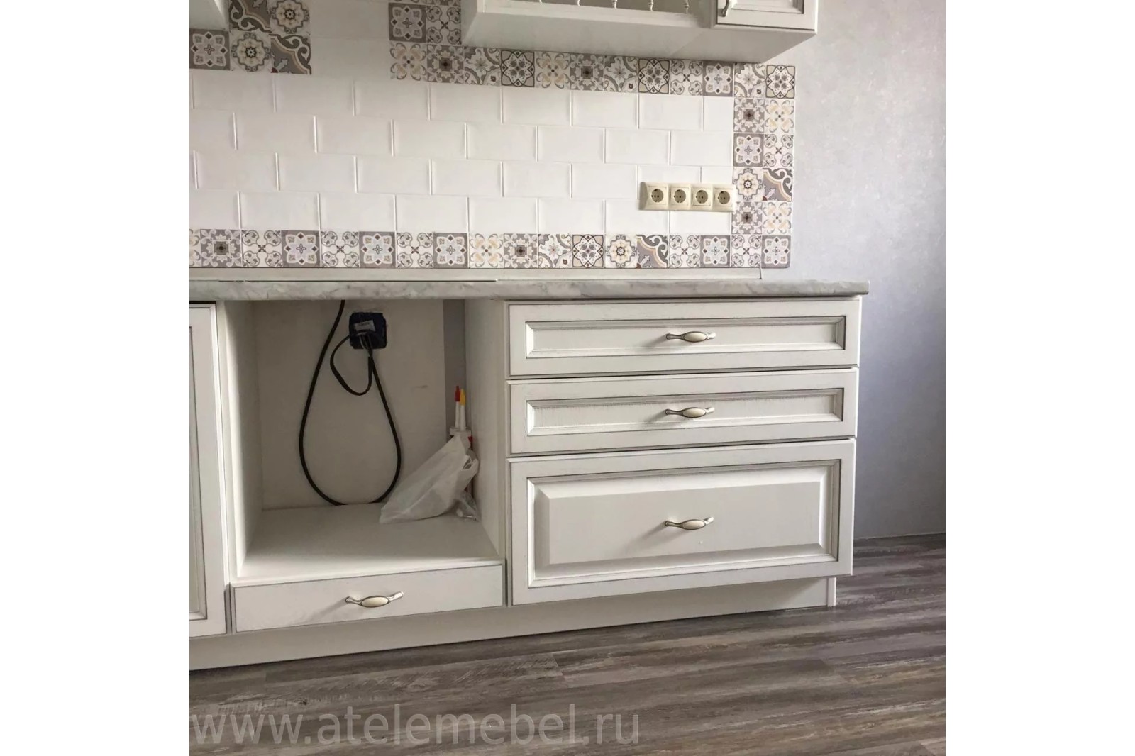 Кухня 3.2 на 0.8