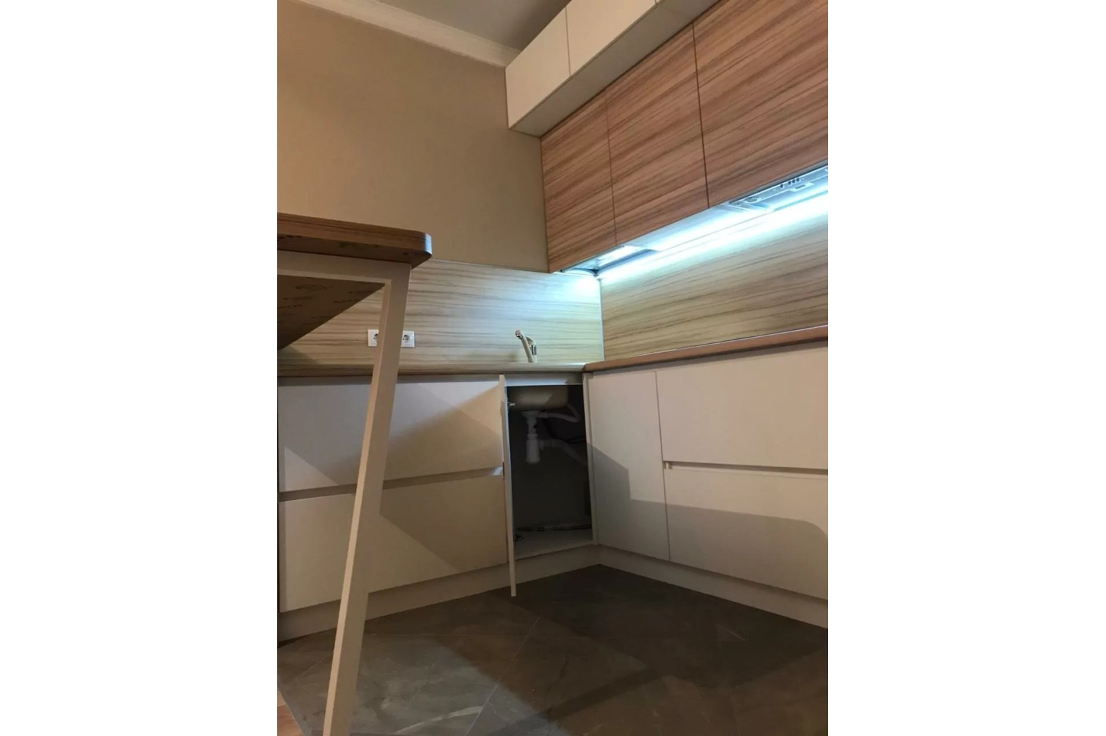 Кухонный гарнитур (кокабола)