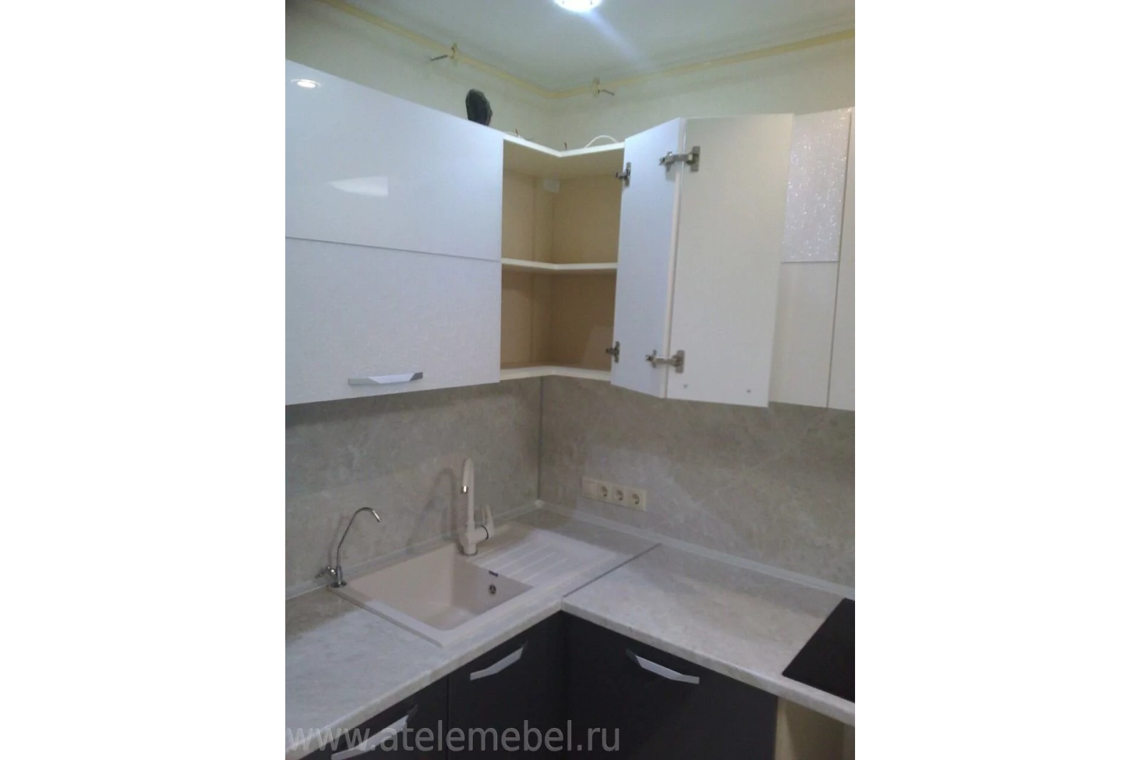 Кухонный гарнитур из влагостойкого ЛДСП