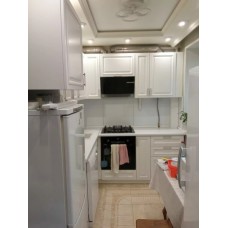 Кухонный гарнитур с газовой колонкой