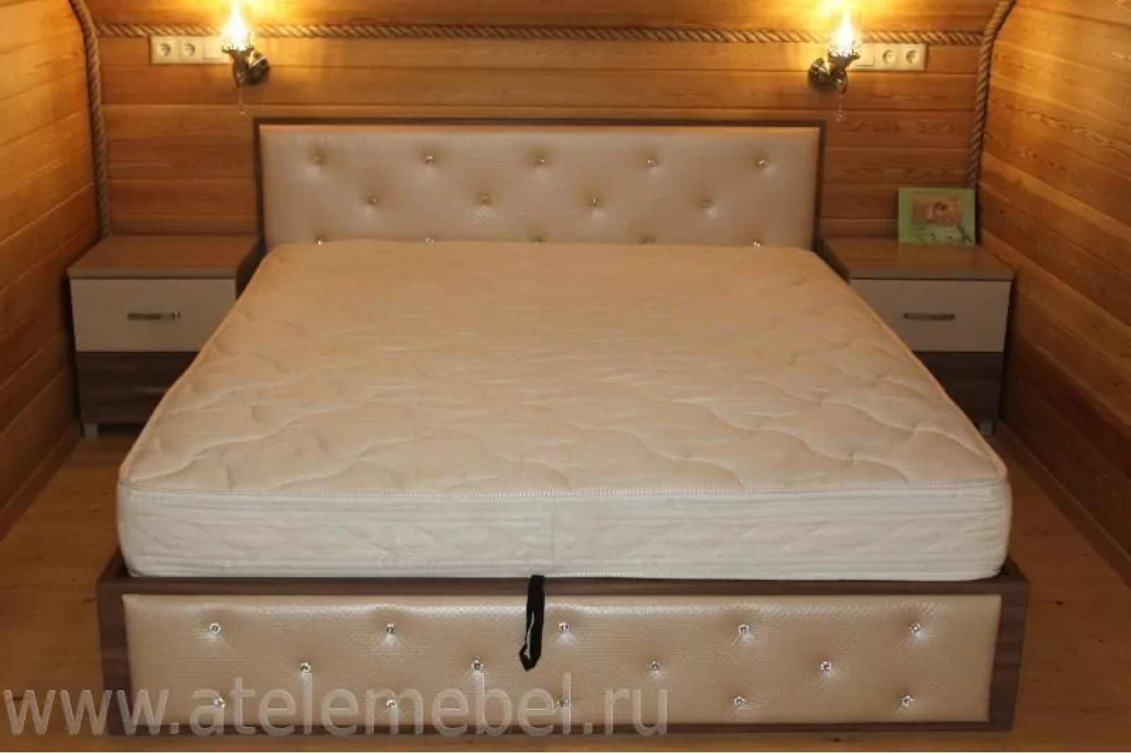 Кровать с системой хранения