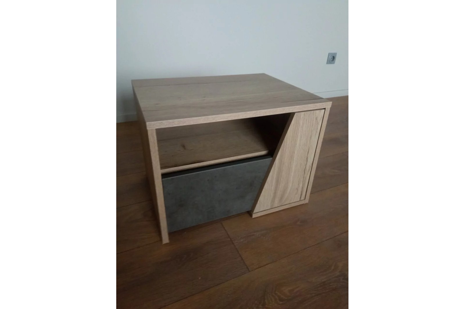 Спальный гарнитур (дуб вотан)