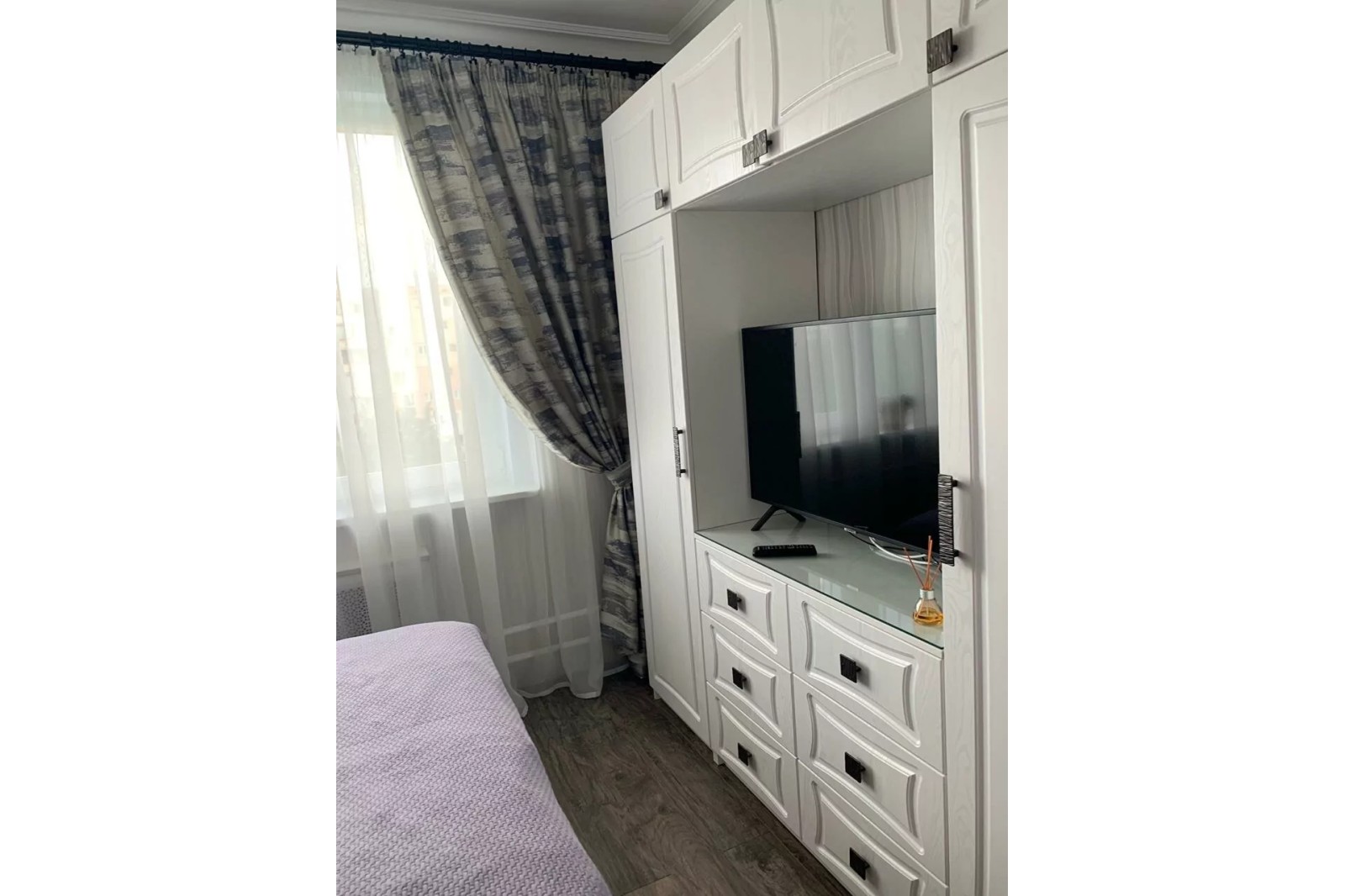 Спальный гарнитур