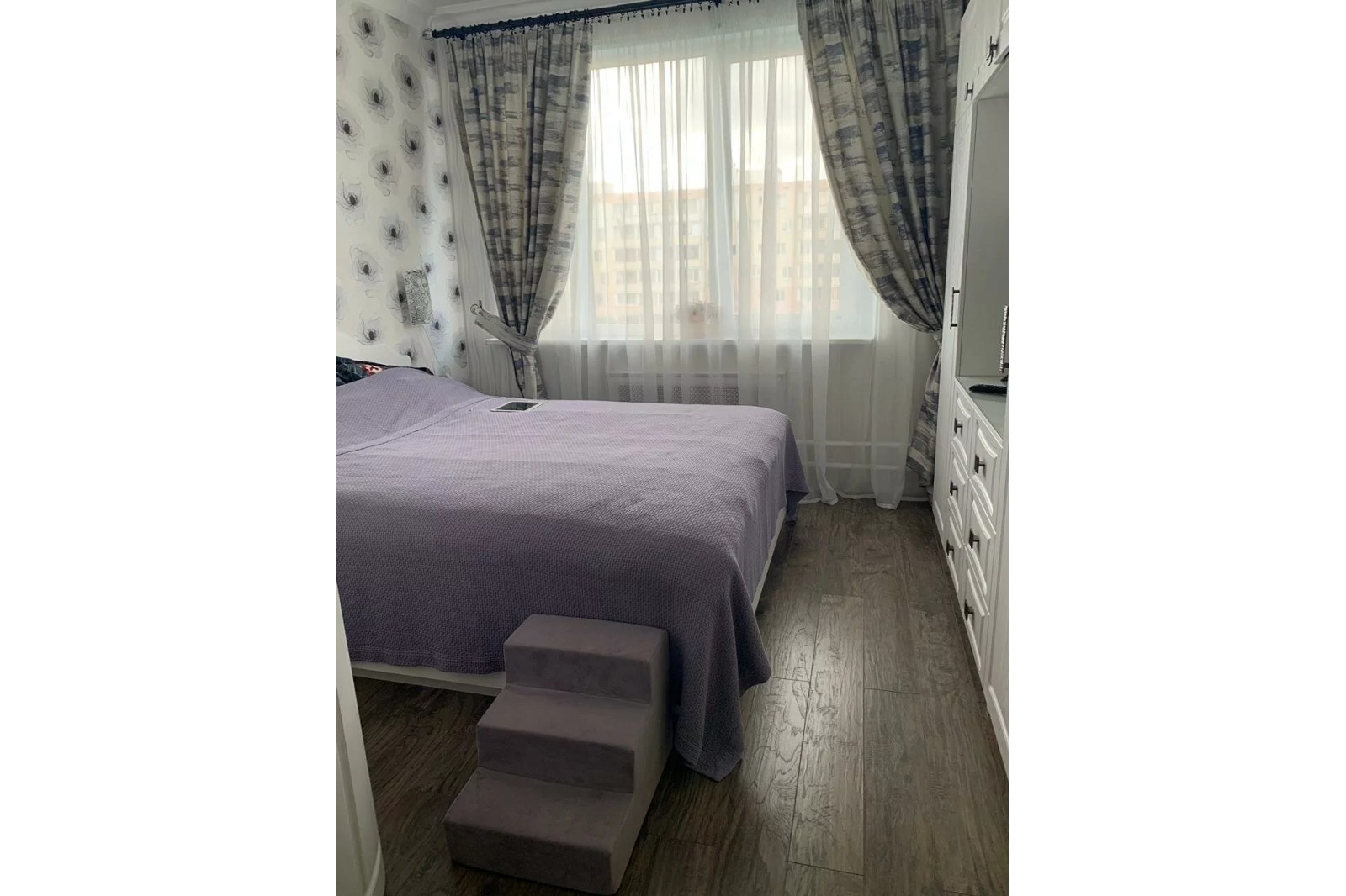 Спальный гарнитур