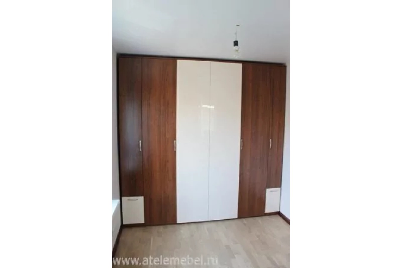 Откидная шкаф-кровать в спальню