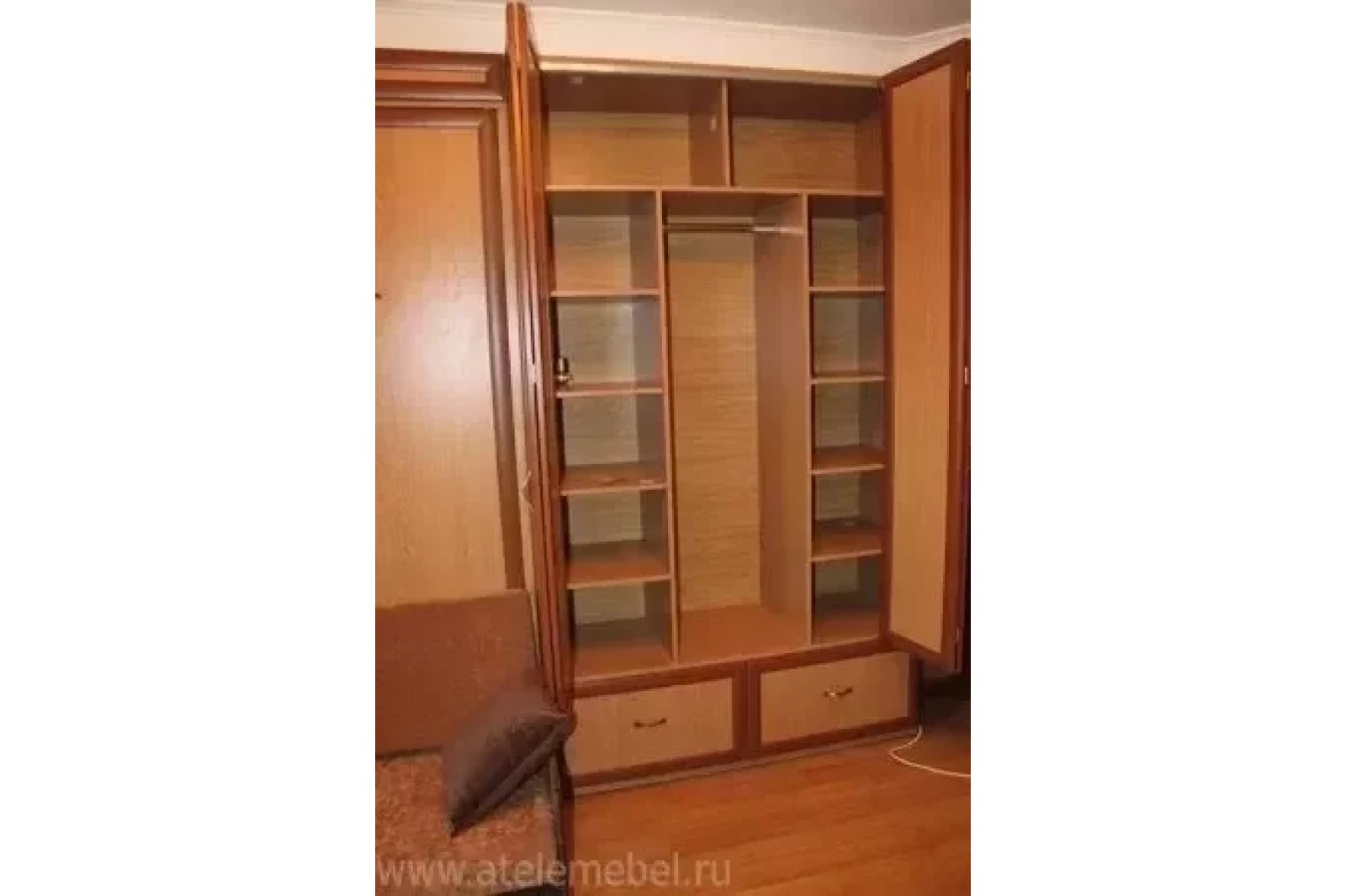 Кровать откидная с диваном