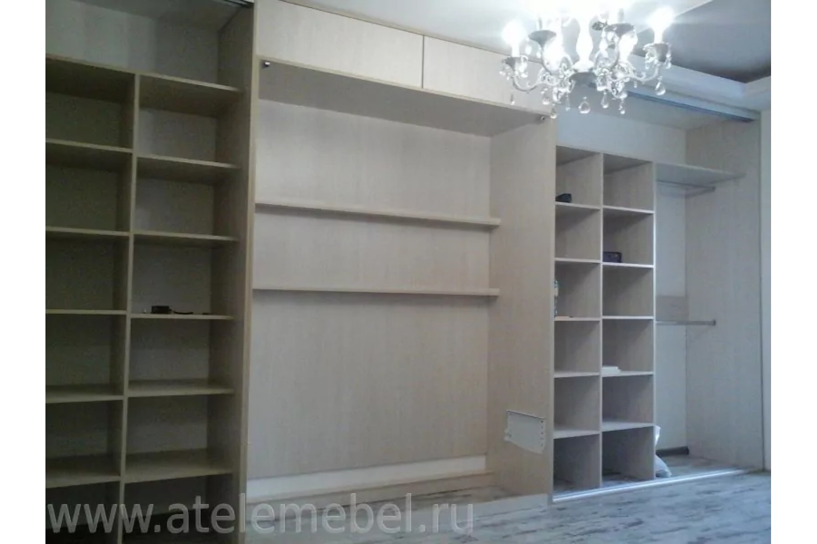 Большой гардеробный шкаф-купе