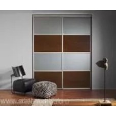 Стандартный встроенный шкаф-купе