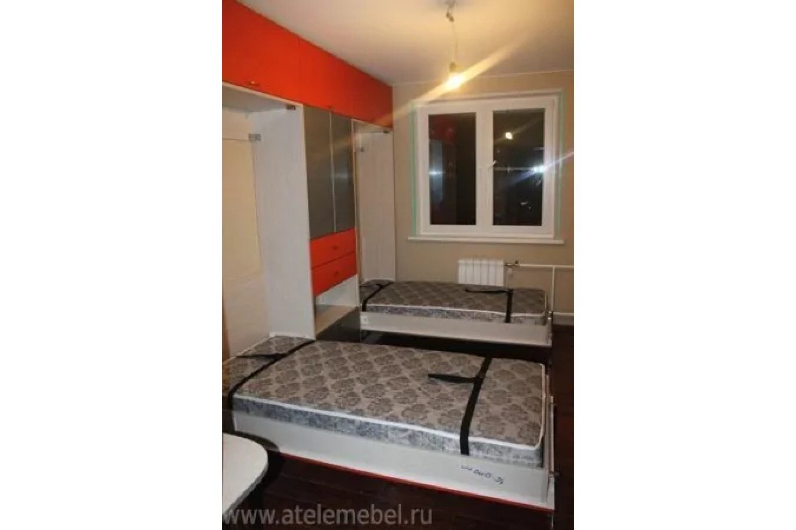 Кровать с отделкой оранжевой пленкой