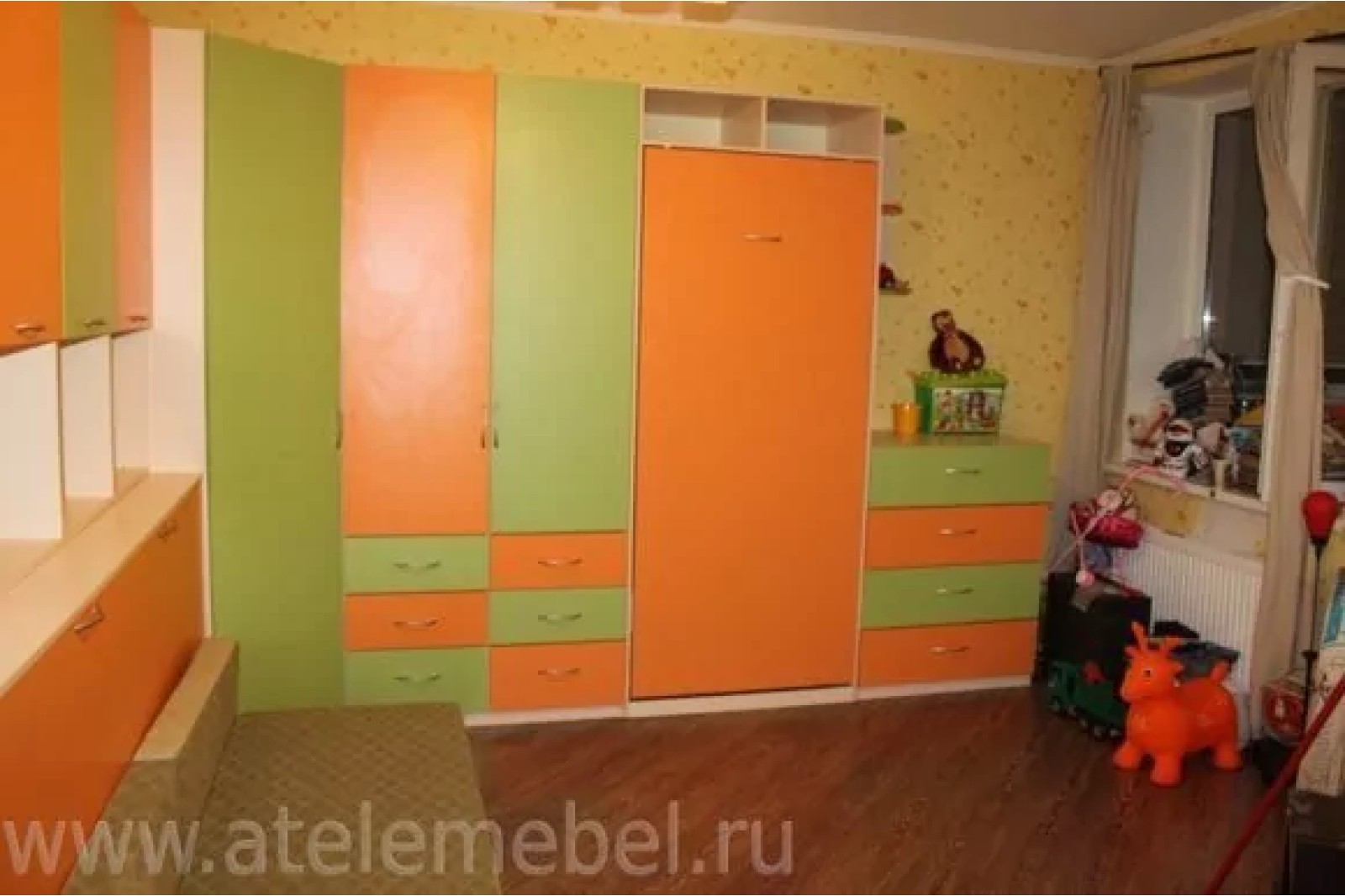 Кровать вертикальная Фисташка + Оранж