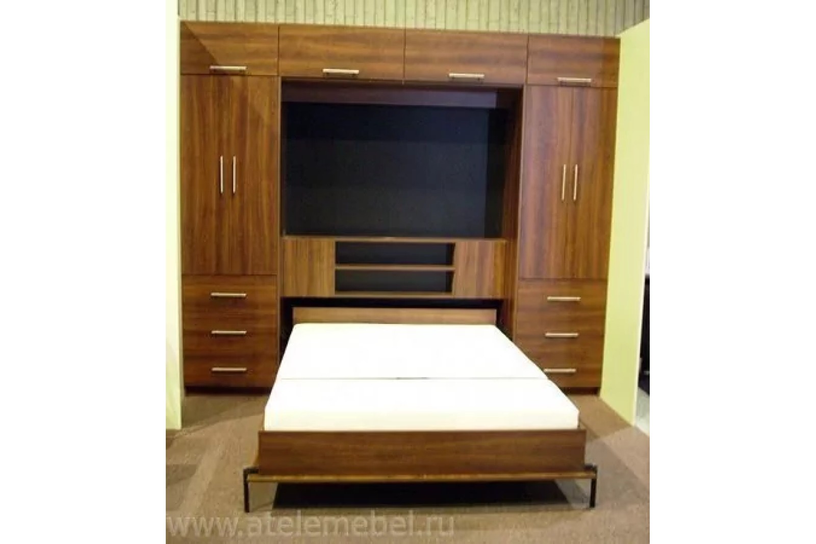 Кровать вертикальная цвет древесный