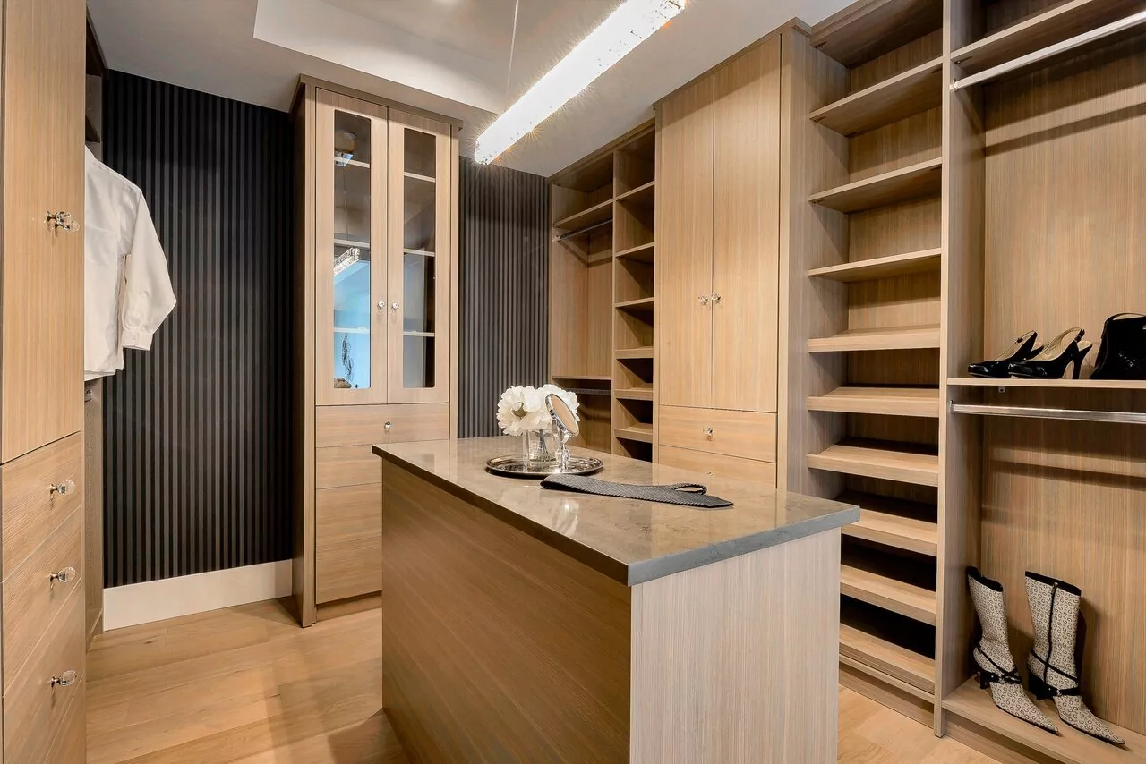 Гардеробная комната (под заказ) в Atelemebel